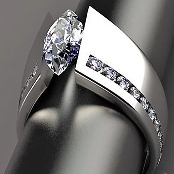 New Women’s 925 silver Marquise Cut Diamond Ring - Picture 4 of 5